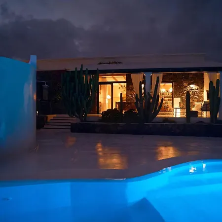 Unique Homes - Adults Only Villa *